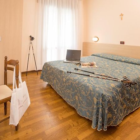 Hotel Trevi Lido di Jesolo Bilik gambar
