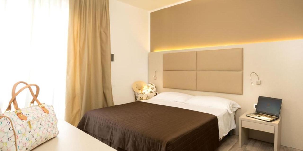 Hotel Trevi Lido di Jesolo Luaran gambar
